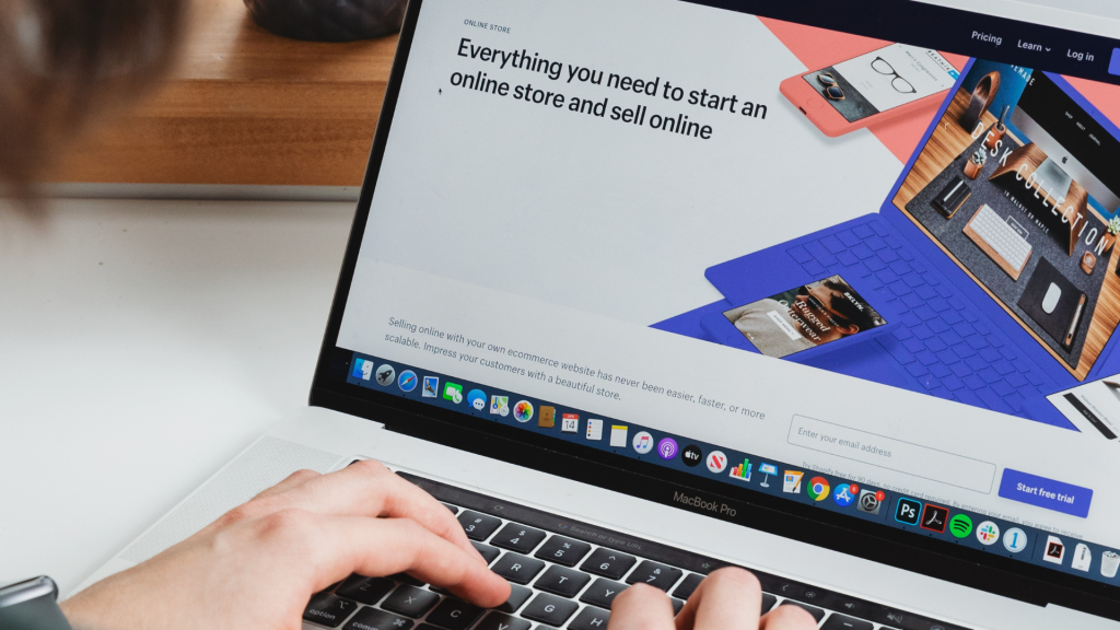 B2B e-commerce, Square Marketing communication agency